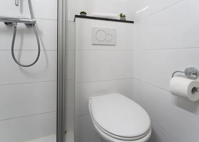 Flora 6 Apartamento *